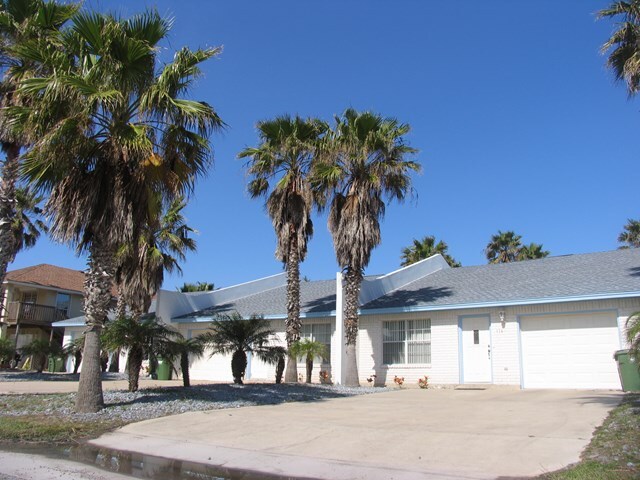 112 E Constellation Dr in South Padre Island, TX - Building Photo