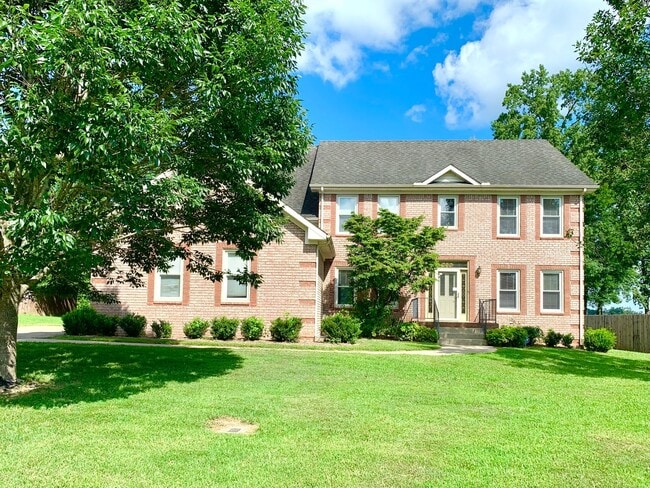 141 Lyme Dr in Clarksville, TN - Building Photo - Building Photo