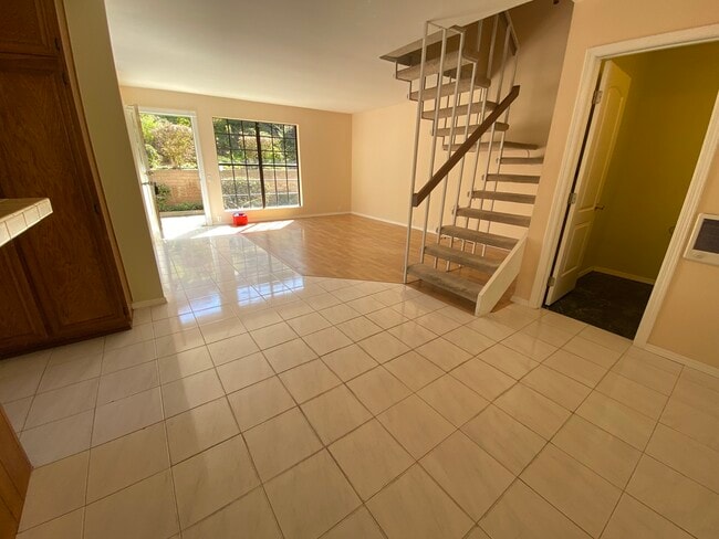 9546 Easter Way in San Diego, CA - Building Photo - Building Photo
