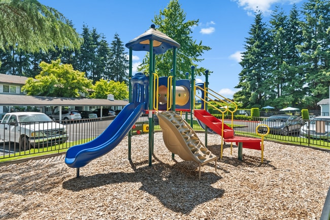Crossroads at Meridian Apartments