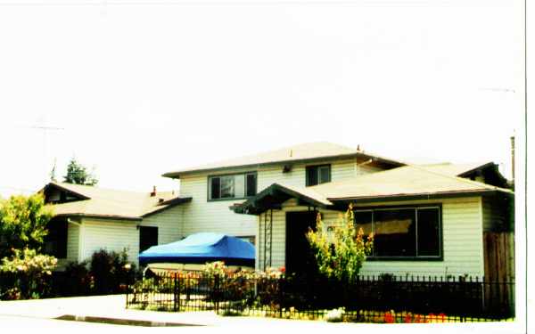 1503 Palm Ave in Redwood City, CA - Building Photo - Building Photo