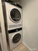 10206 Twin Lakes Dr in Coral Springs, FL - Building Photo - Building Photo