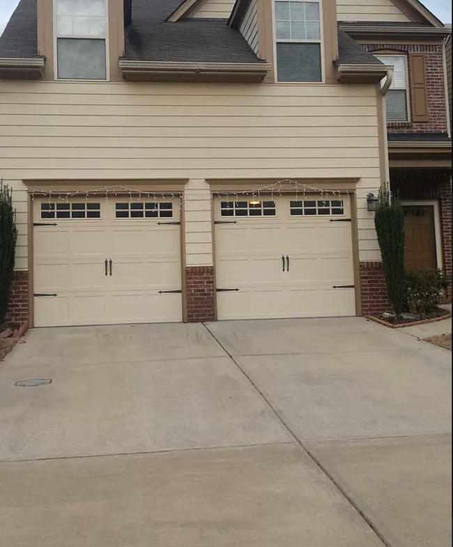 property at 3571 Archgate Ct