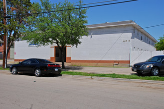 The Academic in Denton, TX - Building Photo - Building Photo