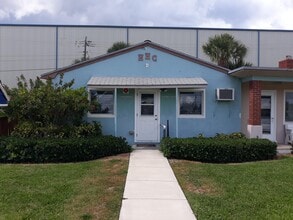 22 S Loafing St in Hypoluxo, FL - Building Photo - Building Photo