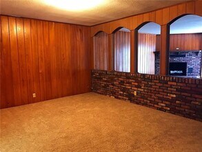 209 NW 1st Ave in Dania Beach, FL - Foto de edificio - Building Photo