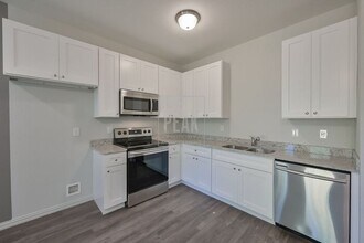 1614 Ash Crescent St in Fort Worth, TX - Building Photo - Building Photo