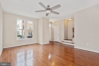 9418 Paragon Ct in Owings Mills, MD - Building Photo - Building Photo