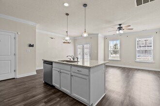 2121 Steiner St in Chesapeake, VA - Building Photo - Building Photo
