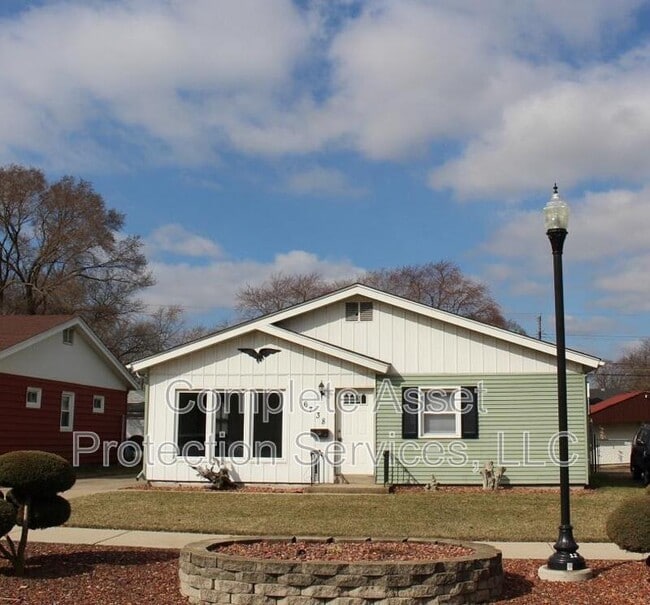 property at 6738 Illinois Ave