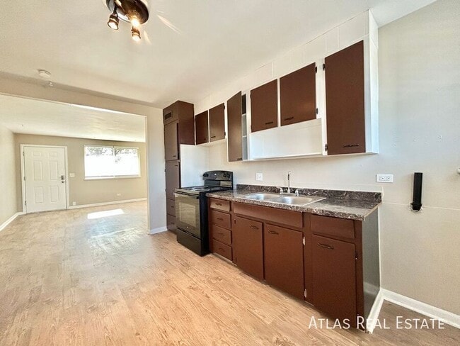 5395 W 3rd Pl in Lakewood, CO - Building Photo - Building Photo