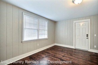 2004 Utah St in Savannah, GA - Building Photo - Building Photo