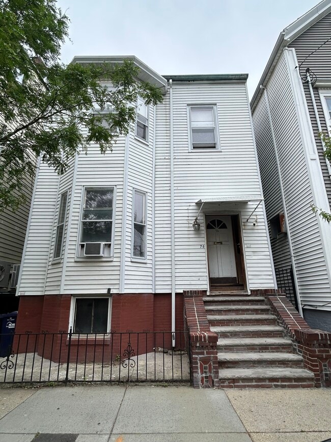 76 Eutaw St