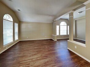 1907 W Welsford Dr in Spring, TX - Building Photo - Building Photo