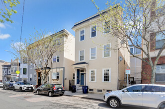 16 O St, Unit 2 in Boston, MA - Building Photo - Building Photo