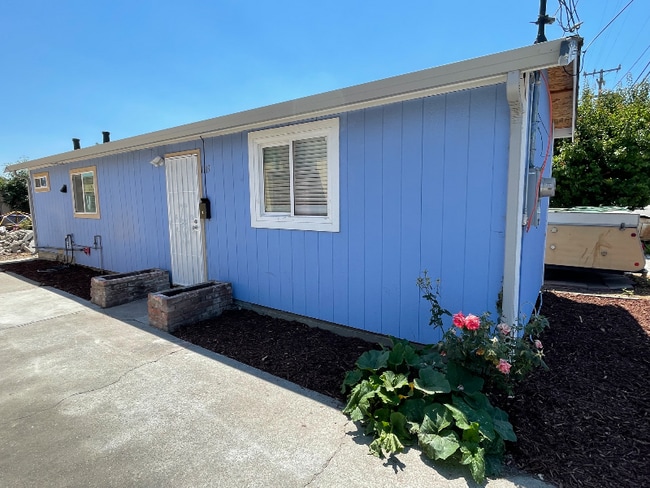 property at 1119 Elgin St
