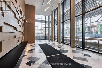 180 Mill St in Toronto, ON - Building Photo - Building Photo