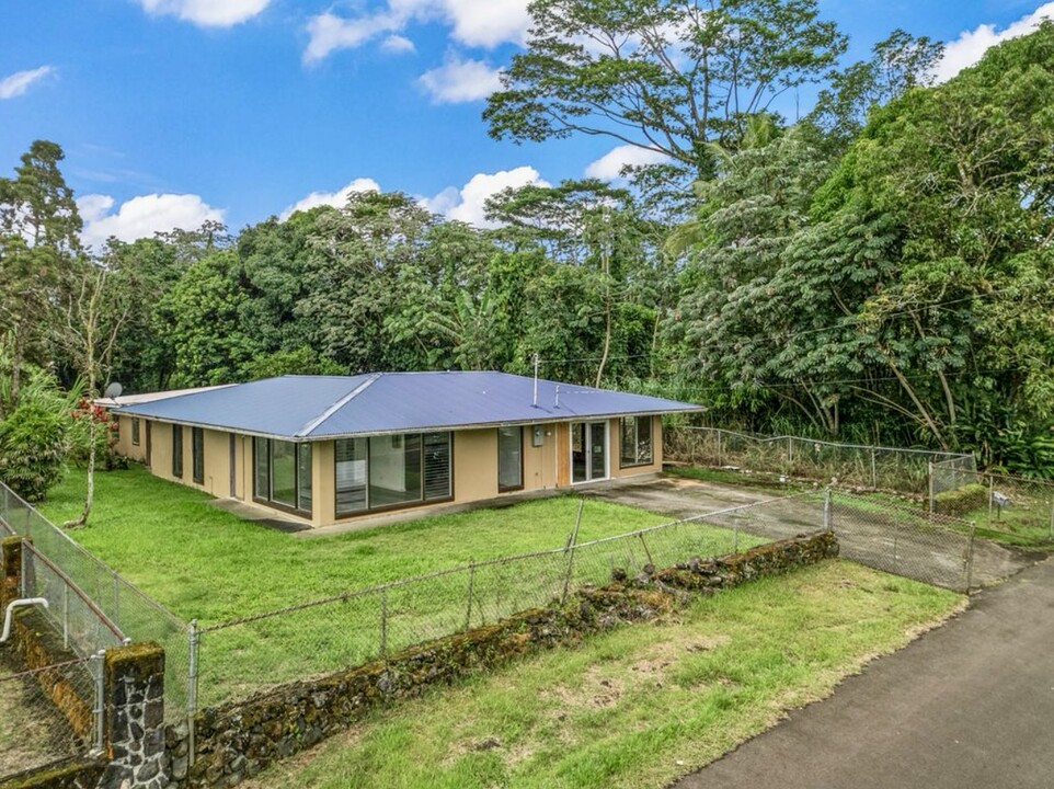 15-647 Puni Mauka Loop N in Pahoa, HI - Building Photo