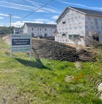 Fairway Corners Townhomes in Grandville, MI - Building Photo - Building Photo