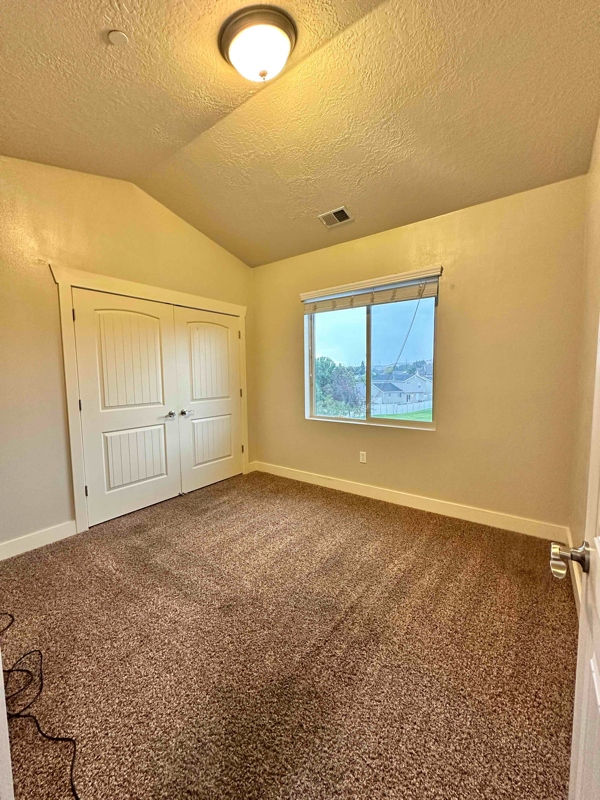 property at 193 W Springview Dr