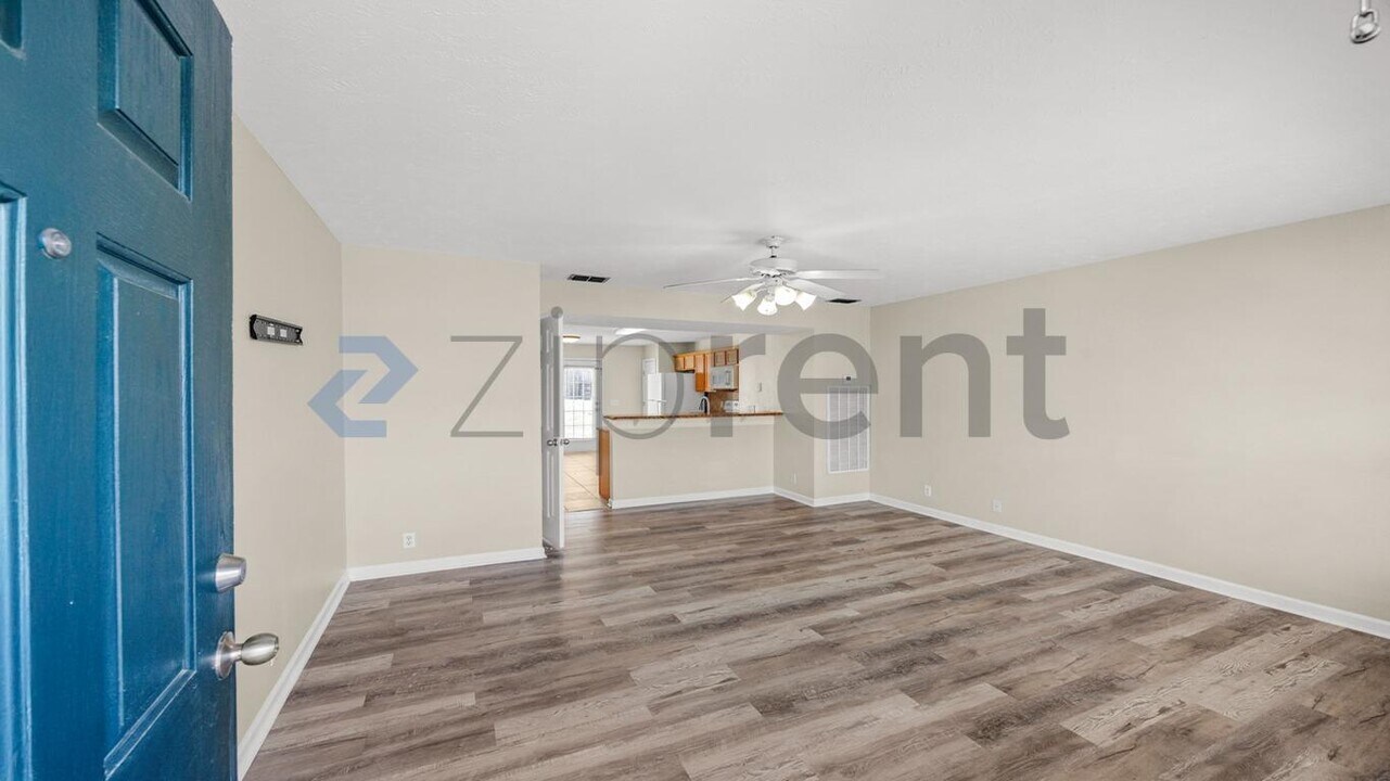 4016 Cody Dr in La Vergne, TN - Building Photo