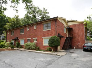 Peachtree Avenue Apartments in Atlanta, GA - Foto de edificio - Building Photo