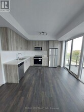 95-395 Attmar Dr in Brampton, ON - Building Photo - Building Photo