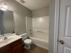 5739 Kayla Dr in Southaven, MS - Building Photo - Building Photo