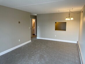 59 Cambridge Rd in Woburn, MA - Building Photo - Building Photo