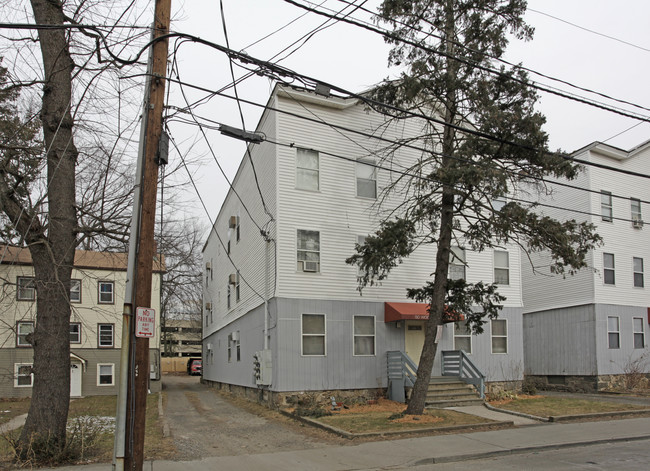 50 Woodside St in Stamford, CT - Building Photo - Building Photo