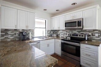 13454 Columbine Ave in Wellington, FL - Building Photo - Building Photo
