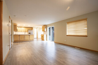 28645 225th Ave SE in Maple Valley, WA - Building Photo - Building Photo
