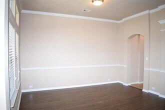 7233 Via Dono Dr in Austin, TX - Building Photo - Building Photo