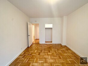 EAST 55 STREET in New York, NY - Building Photo - Building Photo