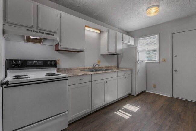 103 Naydonlin Dr in Columbia, TN - Building Photo - Building Photo