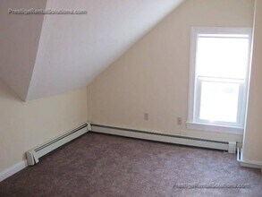 44 Pearl St, Unit 1 in Middleboro, MA - Building Photo - Building Photo