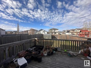 1906 Hammond Pl NW in Edmonton, AB - Building Photo - Building Photo