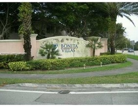 14045 SW 121st Pl in Miami, FL - Building Photo - Building Photo