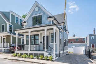 7 Cedar Ave in Somerville, MA - Building Photo