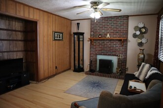 763 S 6th St in Indiana, PA - Building Photo - Building Photo
