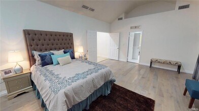 15020 Encanto Dr in Los Angeles, CA - Building Photo - Building Photo