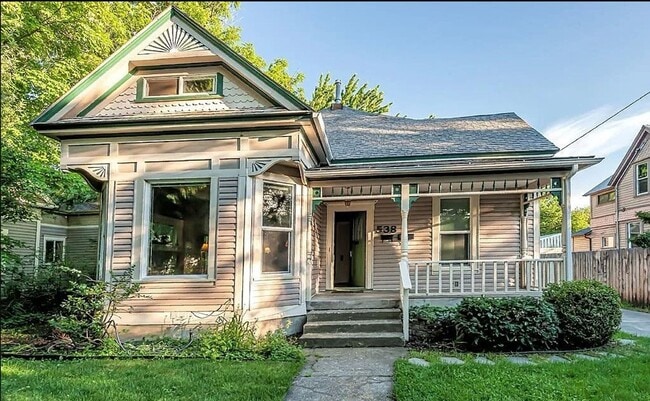 property at 538 Washington St
