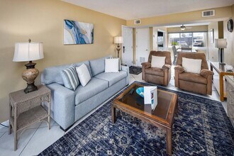 1530 Miracle Strip Pkwy SE in Fort Walton Beach, FL - Building Photo - Building Photo