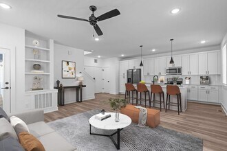 1316 E Lenoir St in Raleigh, NC - Building Photo - Building Photo
