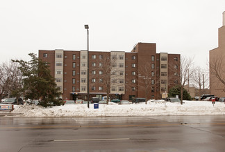 Holmes Greenway in Minneapolis, MN - Building Photo - Building Photo