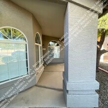 26 S Tiago Dr in Gilbert, AZ - Foto de edificio - Building Photo