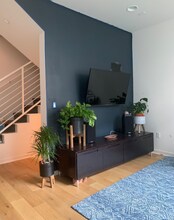 2924 Rowena Ave in Los Angeles, CA - Building Photo - Building Photo