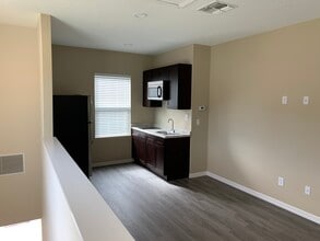 8907 Frodsham Way, Unit B in Winter Garden, FL - Foto de edificio - Building Photo