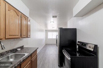 3111 W Jefferson St in Phoenix, AZ - Building Photo - Building Photo