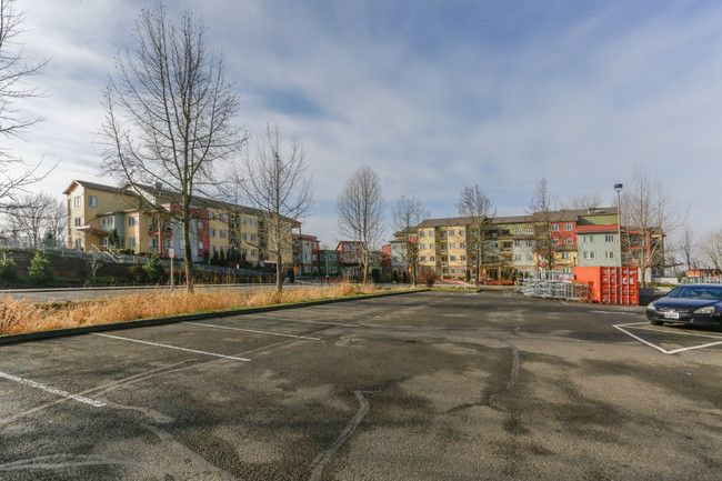 Vantage Point in Renton, WA - Building Photo - Building Photo